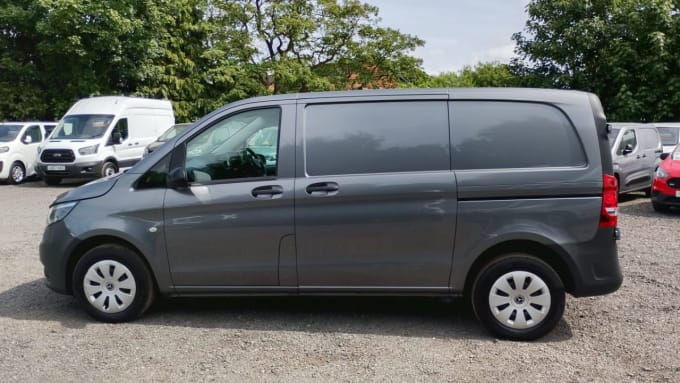 2025 Mercedes-benz Vito