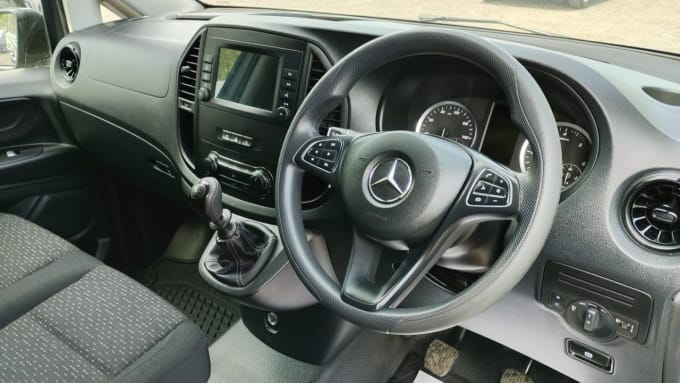 2025 Mercedes-benz Vito
