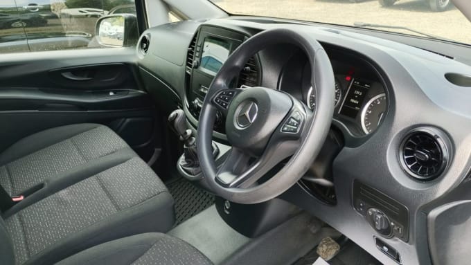 2025 Mercedes-benz Vito