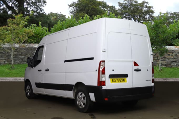 2025 Renault Master