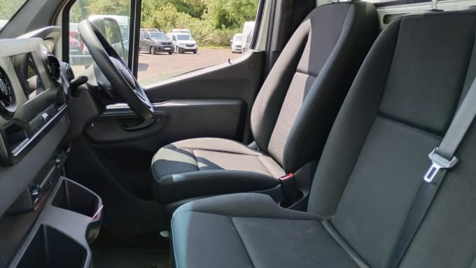 2025 Mercedes-benz Sprinter