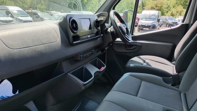 2025 Mercedes-benz Sprinter