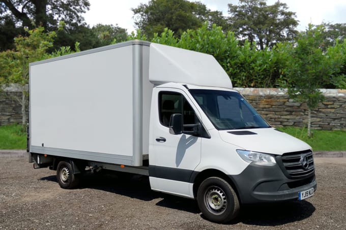 2025 Mercedes-benz Sprinter