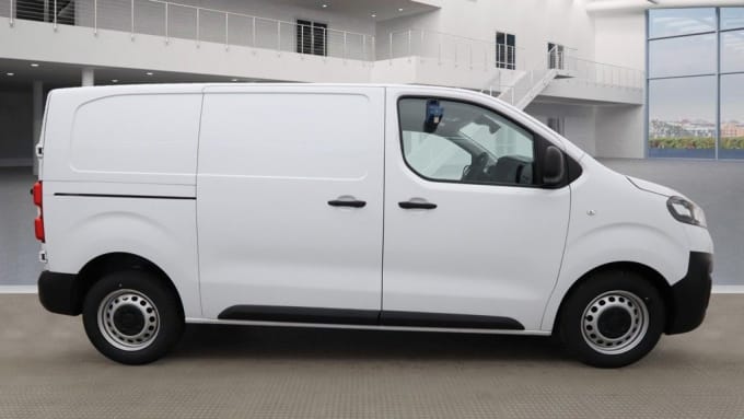2025 Vauxhall Vivaro