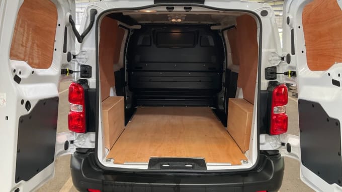 2025 Vauxhall Vivaro
