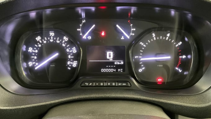 2025 Vauxhall Vivaro