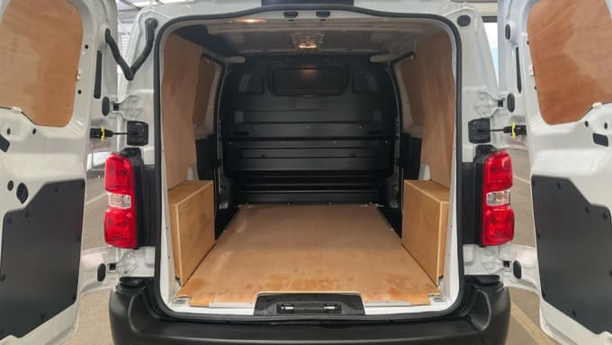 2025 Vauxhall Vivaro