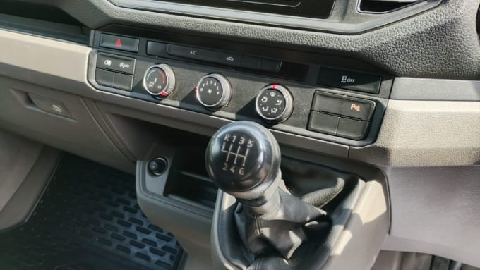 2025 Volkswagen Crafter