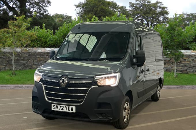 2025 Renault Master