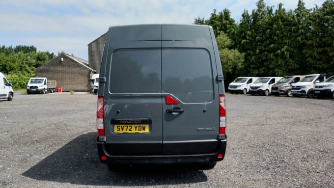 2025 Renault Master