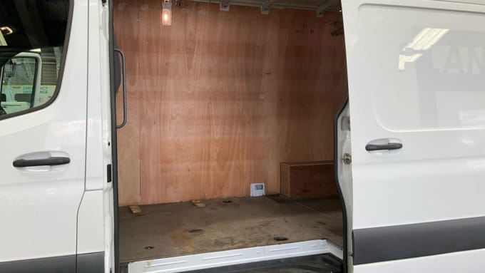 2025 Mercedes-benz Sprinter