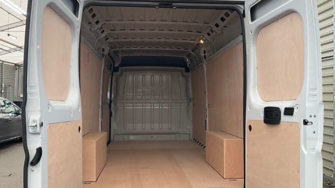 2025 Citroen Relay
