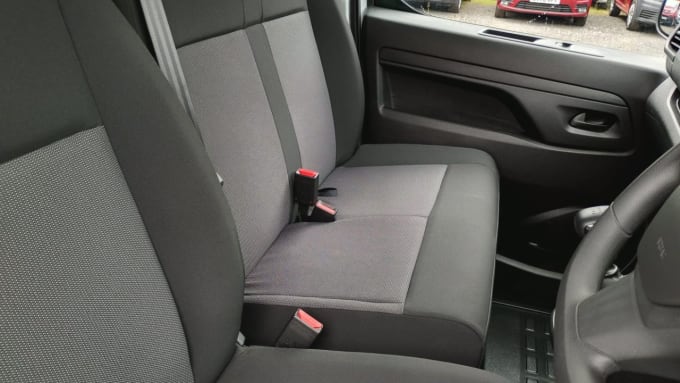 2025 Vauxhall Vivaro