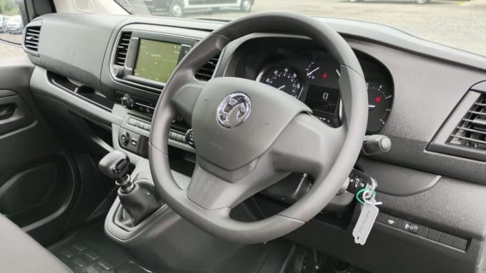2025 Vauxhall Vivaro