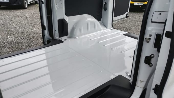 2025 Vauxhall Vivaro