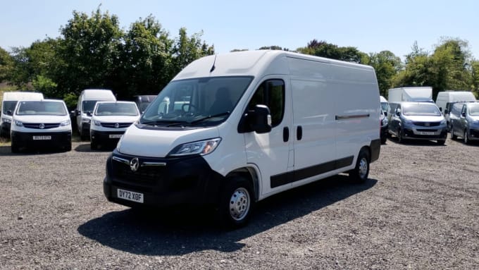 2025 Vauxhall Movano