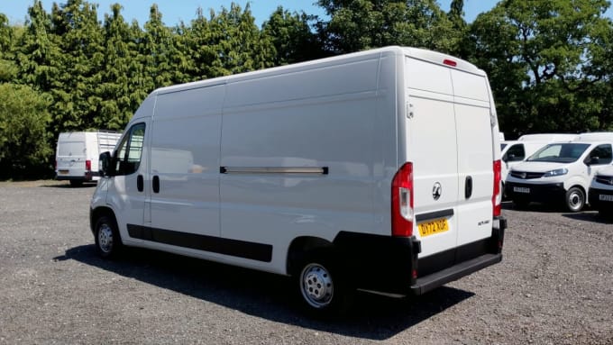 2025 Vauxhall Movano