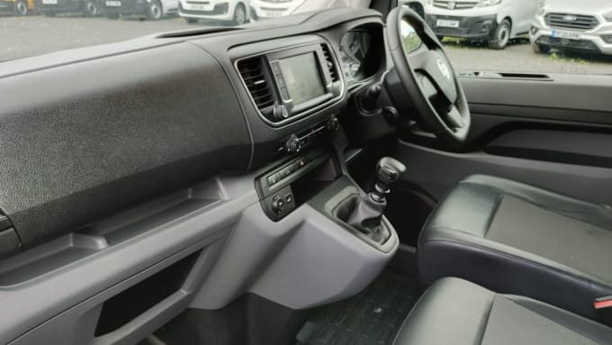 2025 Vauxhall Vivaro