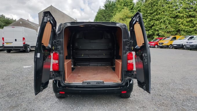 2025 Vauxhall Vivaro