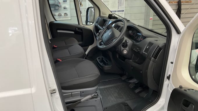 2025 Citroen Relay