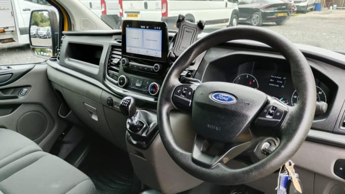 2025 Ford Transit Custom