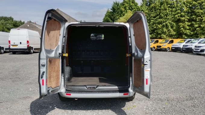 2025 Ford Transit Custom