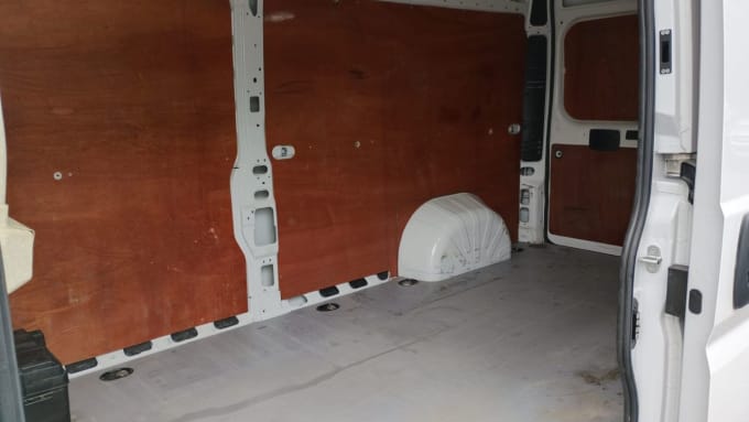 2025 Peugeot Boxer