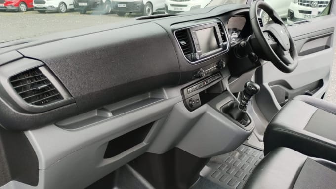2025 Peugeot Expert