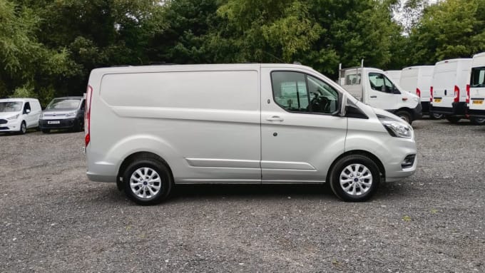 2025 Ford Transit Custom