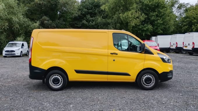 2025 Ford Transit Custom