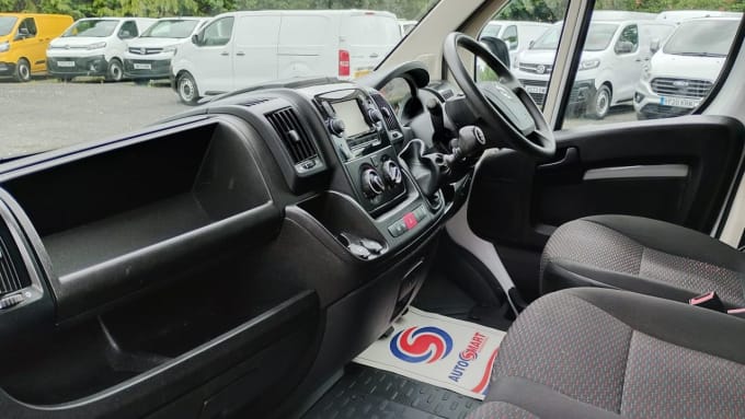 2022 Vauxhall Movano