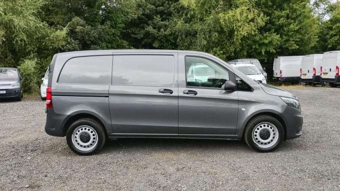 2025 Mercedes-benz Vito