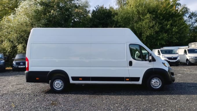 2023 Peugeot Boxer