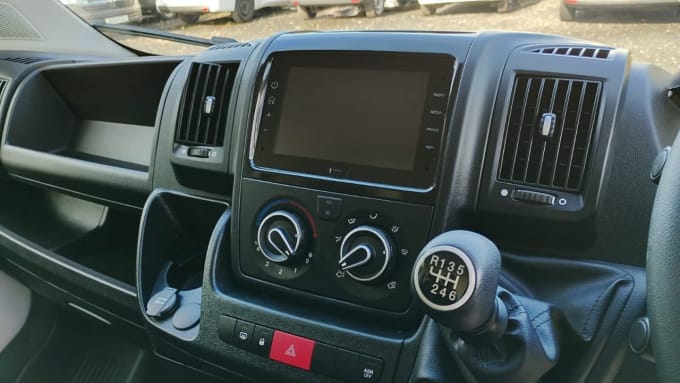 2023 Peugeot Boxer
