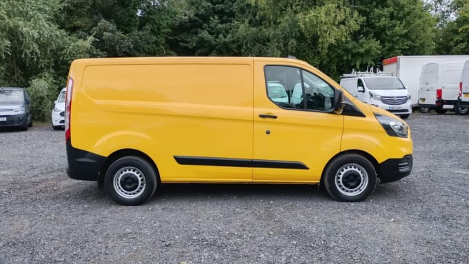 2025 Ford Transit Custom