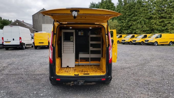2025 Ford Transit Custom