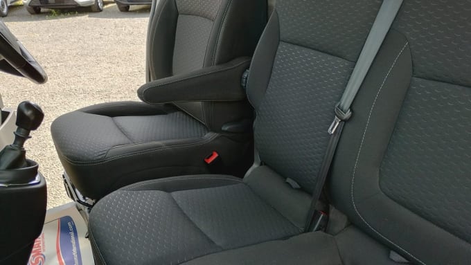 2025 Vauxhall Vivaro
