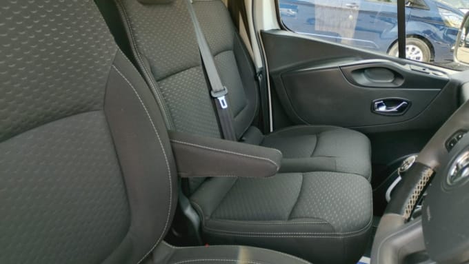 2025 Vauxhall Vivaro