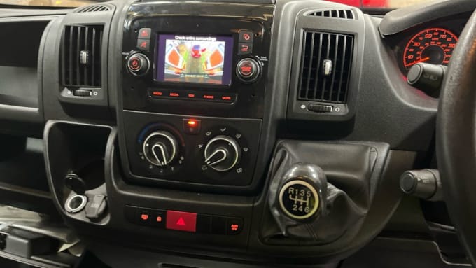 2025 Peugeot Boxer