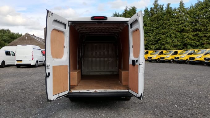 2022 Peugeot Boxer