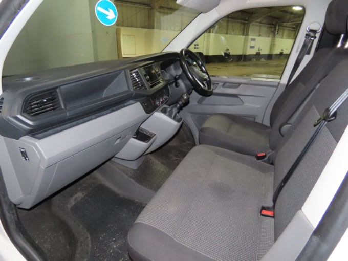 2025 Volkswagen Transporter