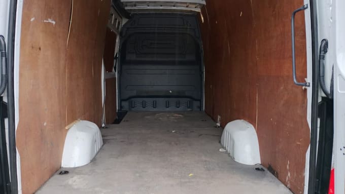 2025 Mercedes-benz Sprinter