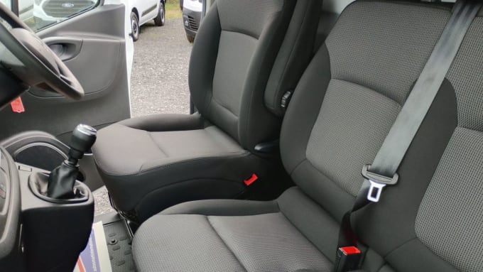 2025 Renault Trafic