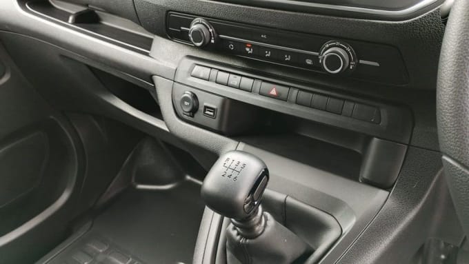 2023 Vauxhall Vivaro