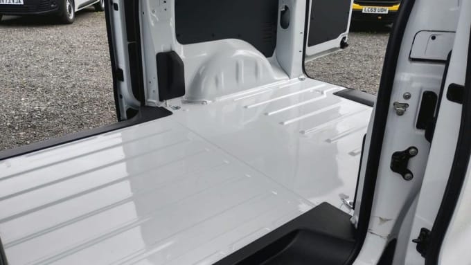 2023 Vauxhall Vivaro