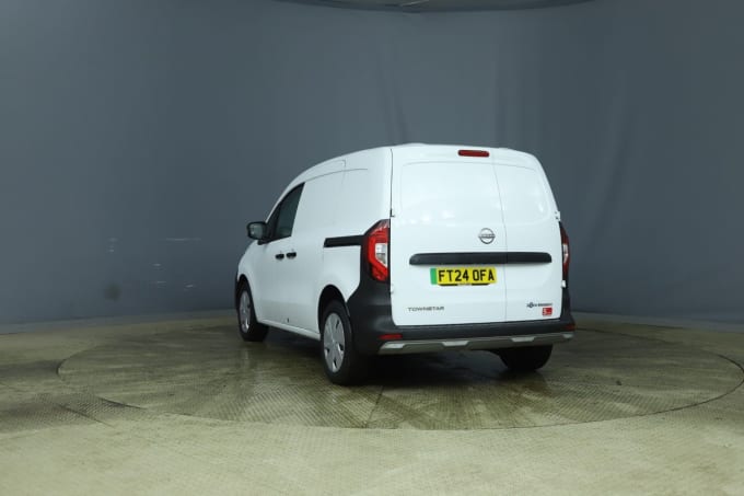 2024 Nissan Townstar