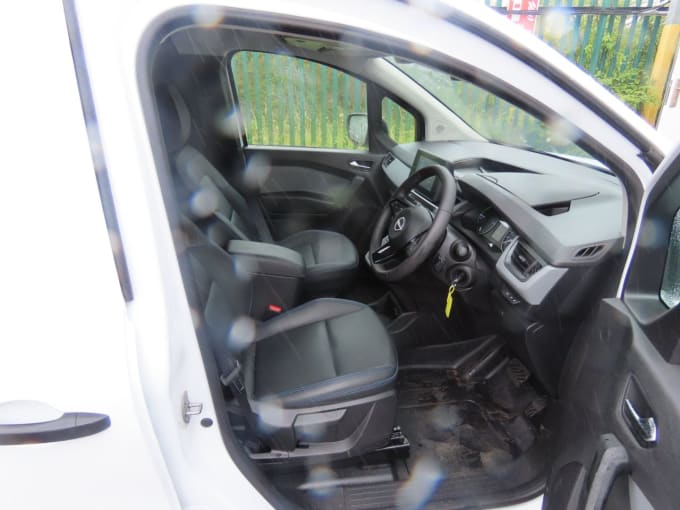 2024 Nissan Townstar