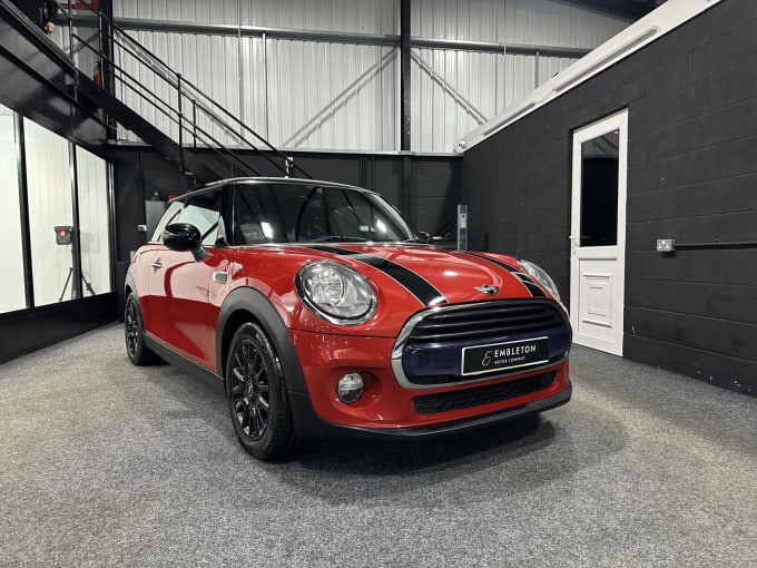 2017 Mini Hatch