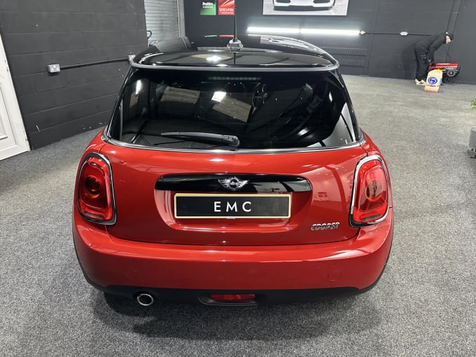 2017 Mini Hatch