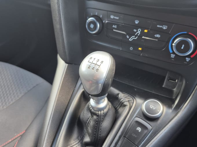 2016 Ford Focus